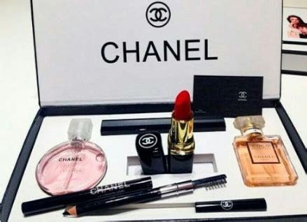 chanel makeup uae.